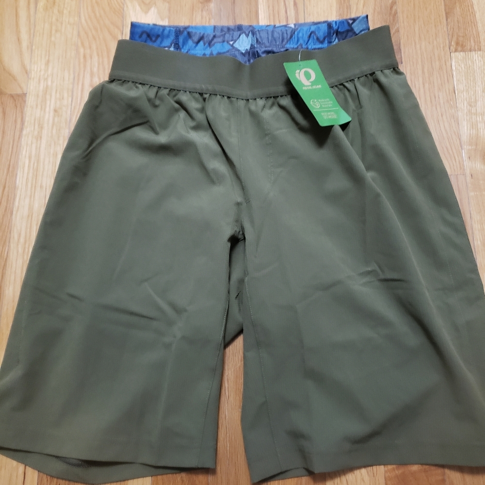Pearl Izumi shorts with liner